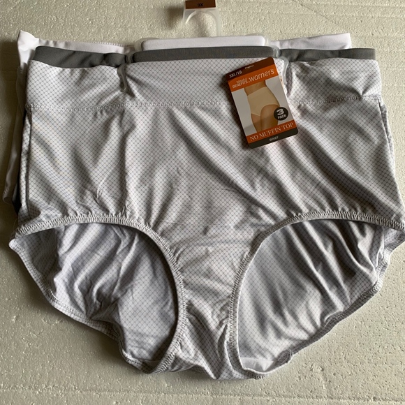 Warner's No Muffin Top Panties S - Picture 9 of 16